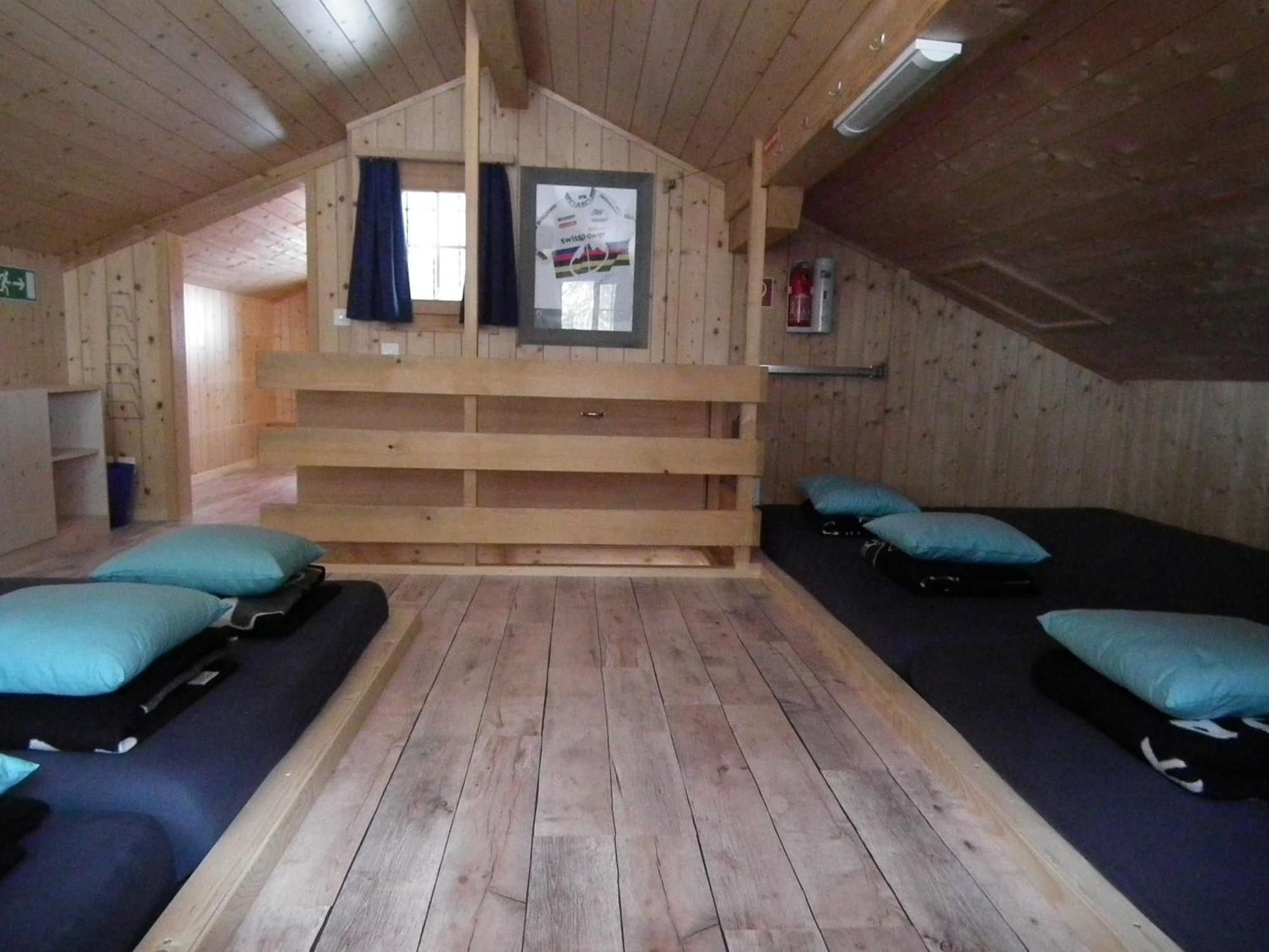 Alpenlodge Willigen Ngoại thất bức ảnh